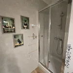 דירה Adela *