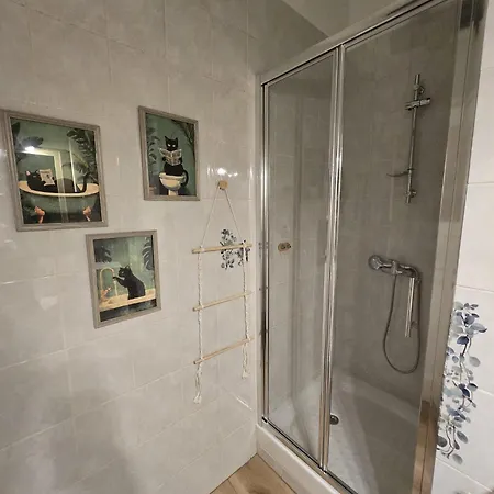 Apartamento Adela *