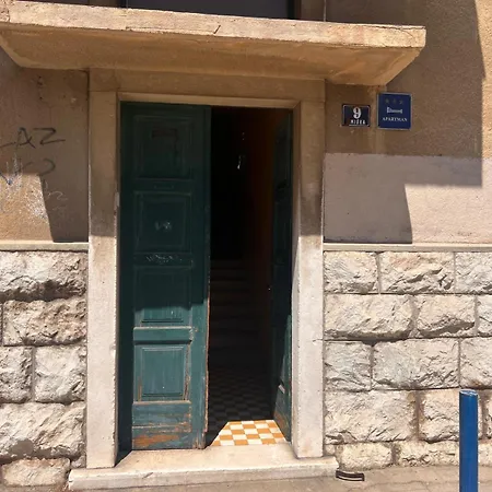 Adela Apartamento